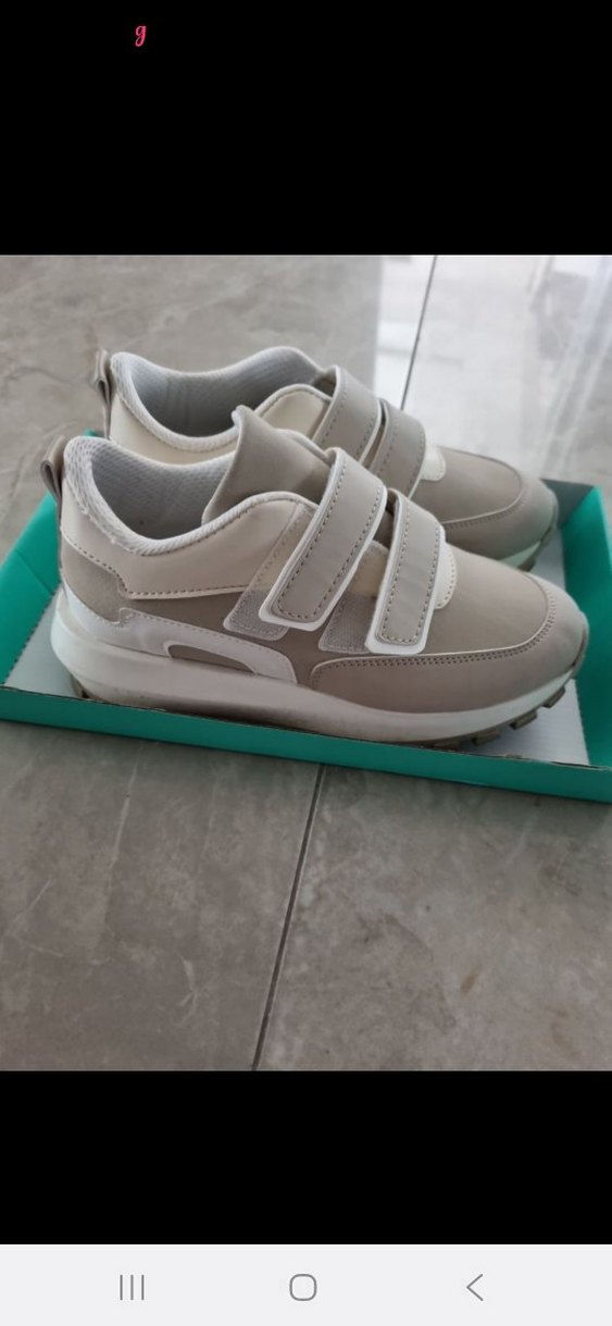 Kadın Gri Cırt Cırtlı Dolgu Topuk Spor Ayakkabı - Görsel 2