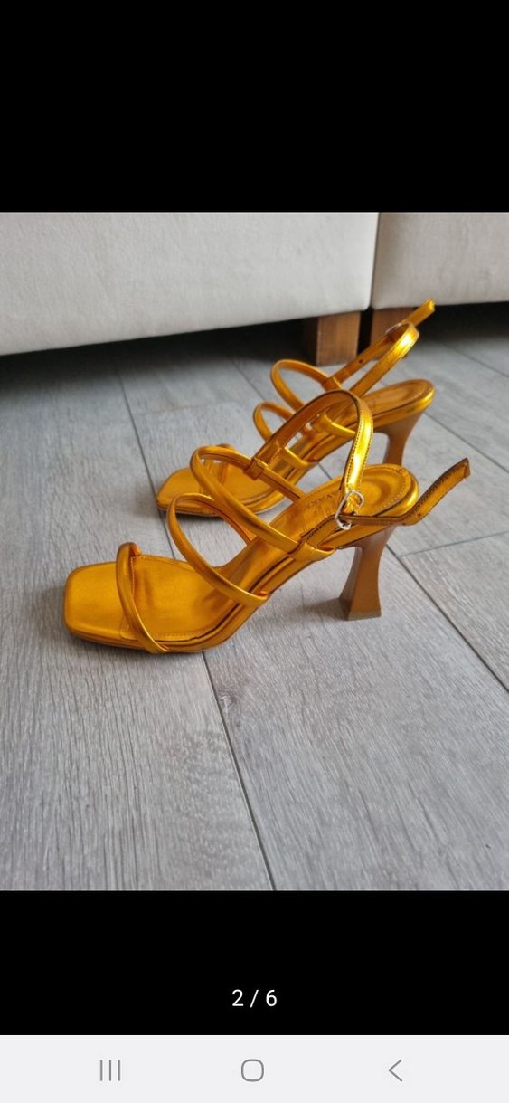 turuncu Renkli Stiletto Tokalı Kadın Ayakkabı - Görsel 2