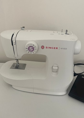 Singer M1605 Beyaz Dikiş Makinesi - Görsel 3