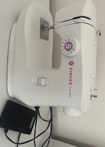 Singer M1605 Beyaz Dikiş Makinesi - Görsel 2