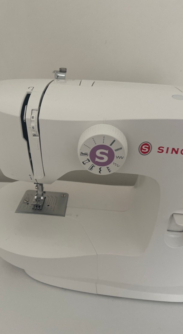 Singer M1605 Beyaz Dikiş Makinesi - Görsel 4