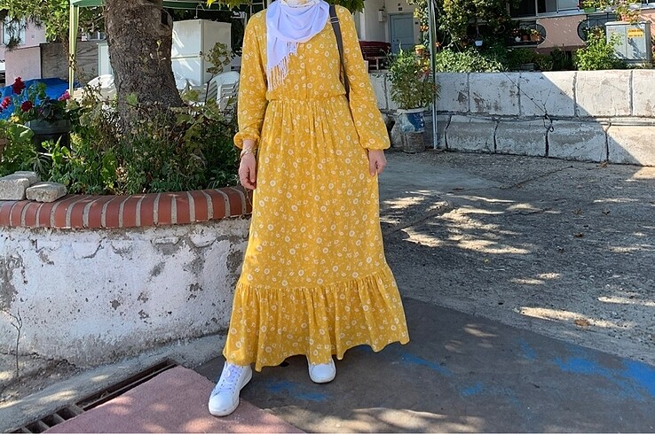 Elbise tesettür kadın