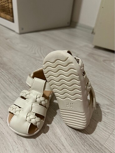 H&M H&m baby sandalet