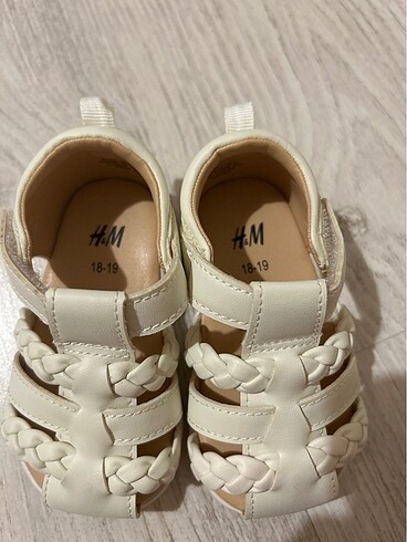 18 Beden H&m baby sandalet