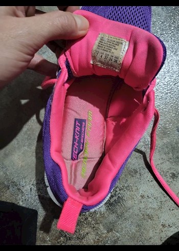 37 Beden Skechers spor ayakkabı