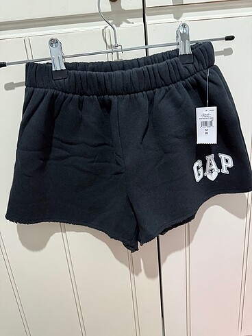 GAP kız çocuk şort