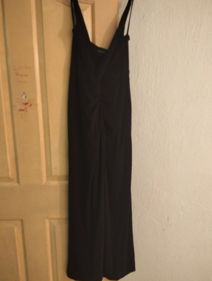 Siyah V Yakalı Uzun Drapeli Elbise - Görsel 2