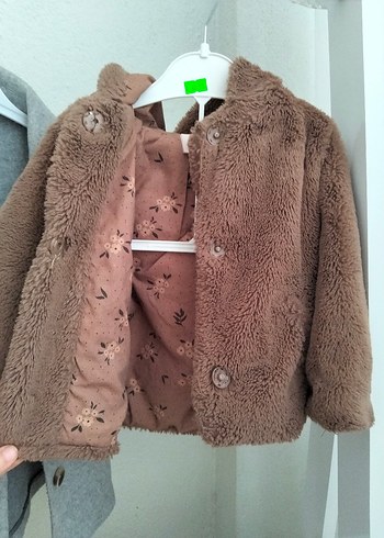 Kız Çocuk Kapüşonlu Kahverengi Peluş Mont - Görsel 3