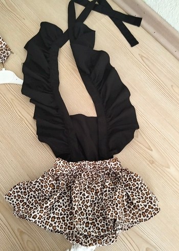 Leopar Desenli Fırfırlı Bebek Tulum - Görsel 3