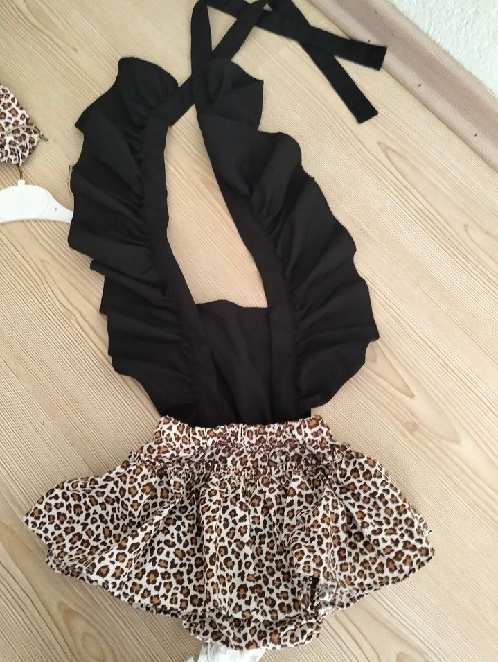 Leopar Desenli Fırfırlı Bebek Tulum - Görsel 3