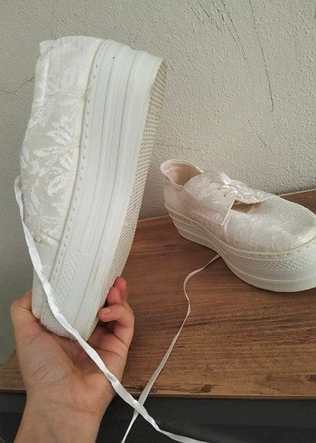 Beyaz Dantel Bağcıklı Platform Kadın Spor Ayakkabı - Görsel 4