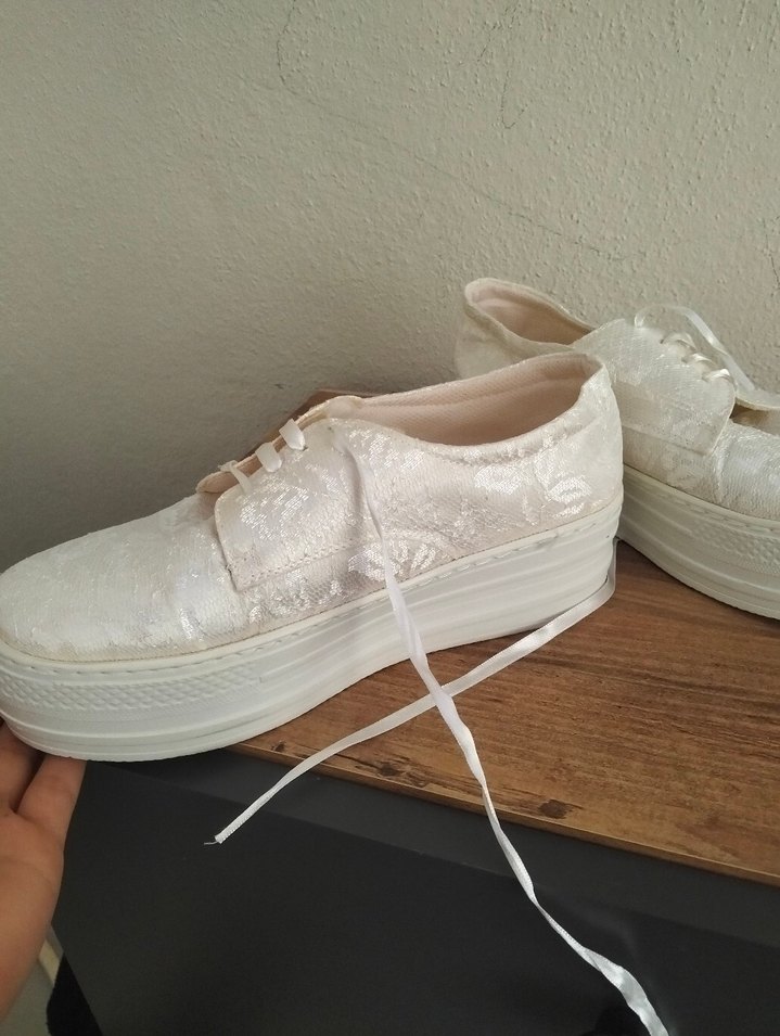Beyaz Dantel Bağcıklı Platform Kadın Spor Ayakkabı - Görsel 2