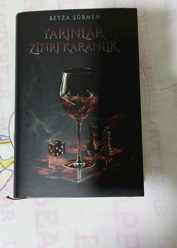Yarınlar Zifiri Karanlık - Beyza Sörmen