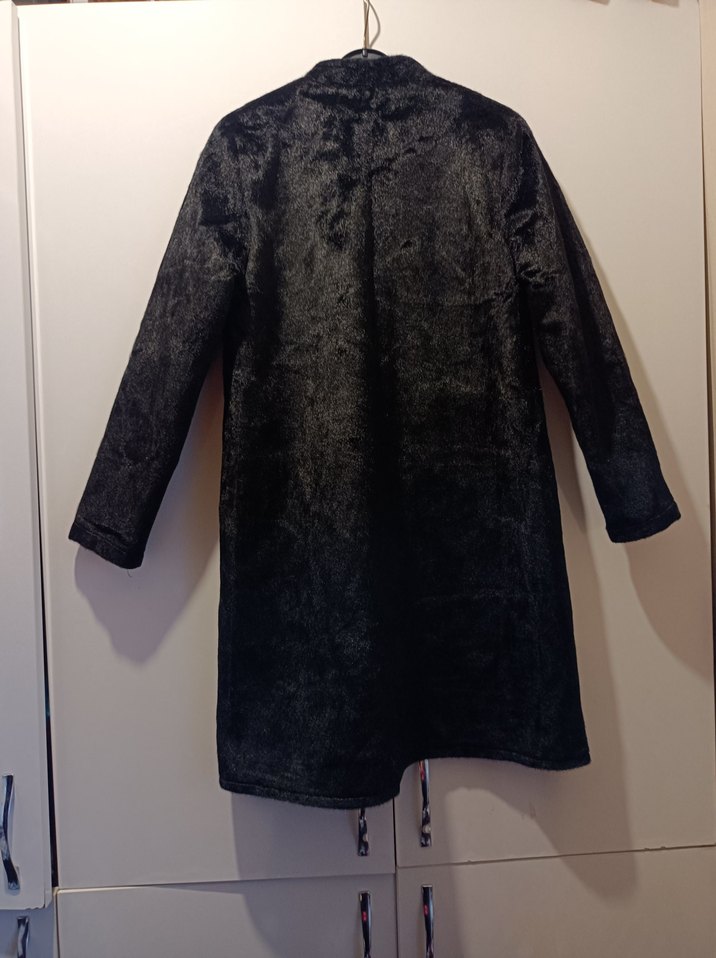 Siyah Uzun Süet Kadın Kaban özel dikim kullanılmamış - Görsel 3