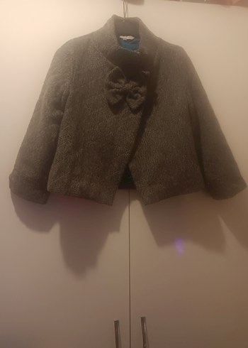 Düğmeli Kısa gri çocuk kaşe kaban 7-8 yaşa uygun - Görsel 3