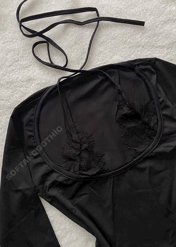 Dantel Detaylı Siyah V Yaka Kadın Bluz - Görsel 3