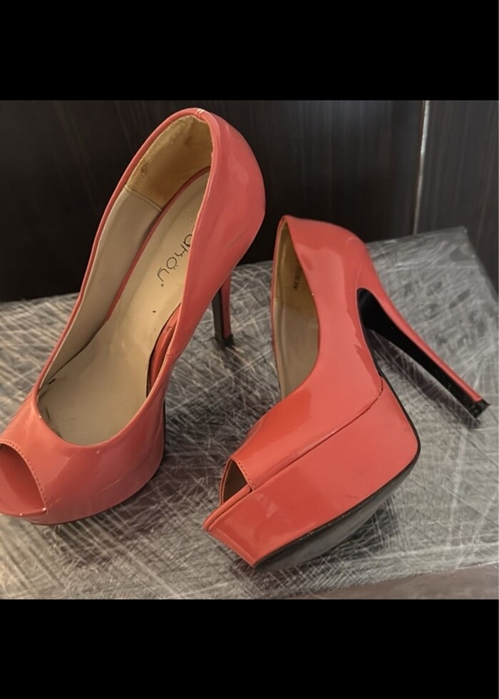 Topuklu ayakkabı - Görsel 4