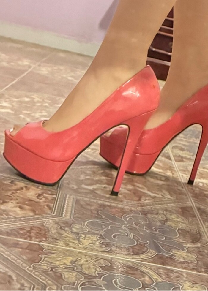 Topuklu ayakkabı - Görsel 2