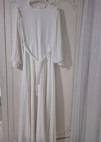 Uzun Beyaz Tesettür Abiye - Görsel 4