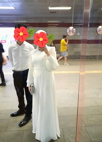 Uzun Beyaz Tesettür Abiye - Görsel 2