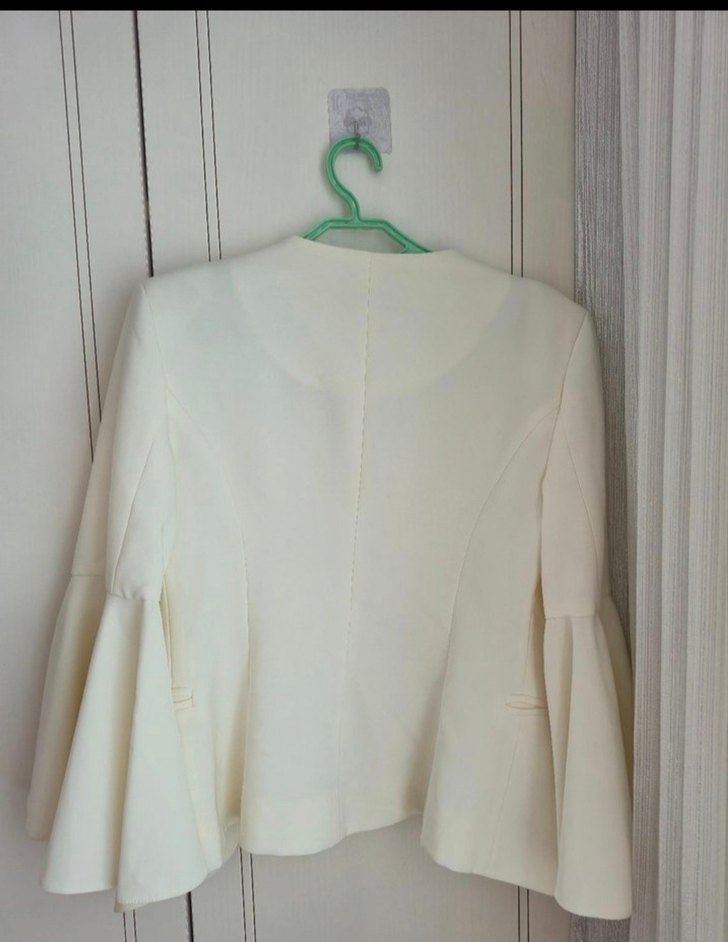 Kadın Beyaz Düğmeli Midi Blazer Ceket - Görsel 4