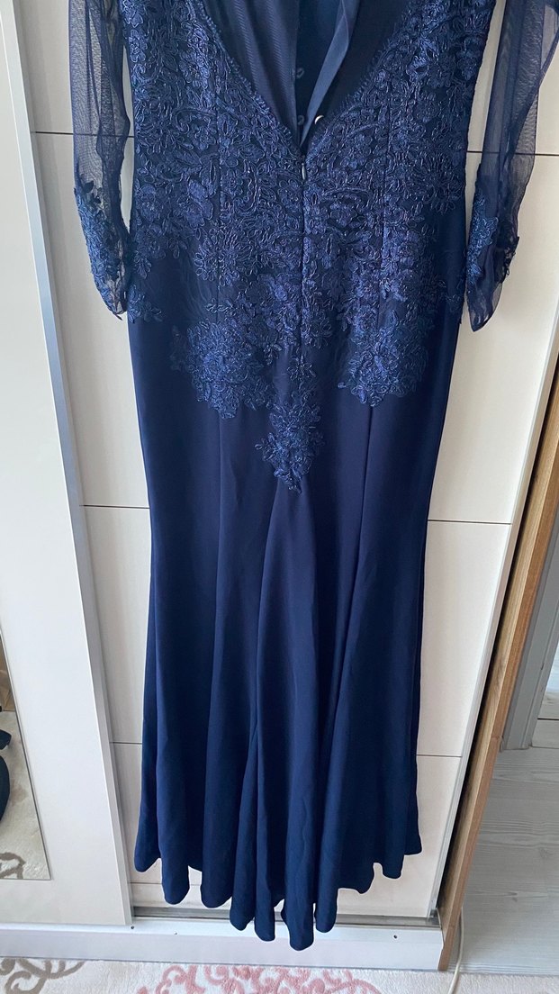 Lacivert Nakışlı Uzun Kollu Abiye Elbise - Görsel 2