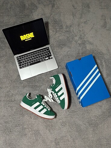 Adidas Campus 00s