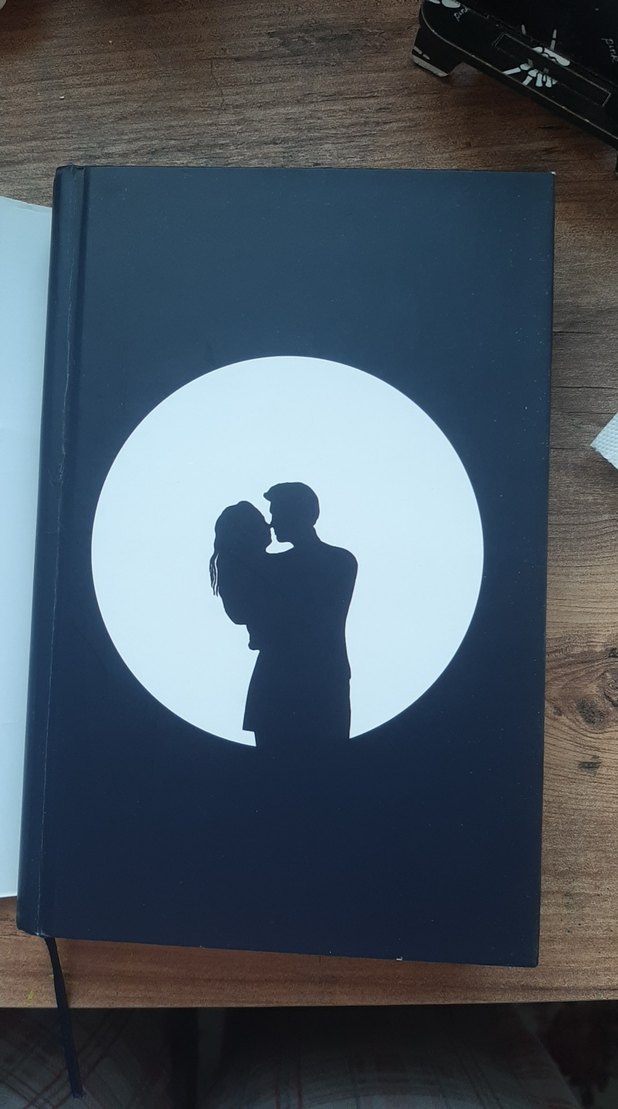 K. Kübra Berk - Mavi Gece Romanı - Görsel 4