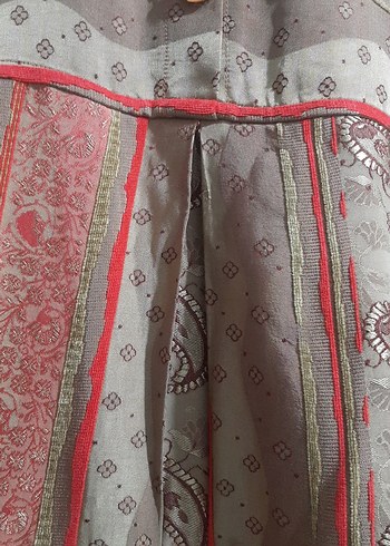 Desenli Bej Robali elbise - Görsel 5