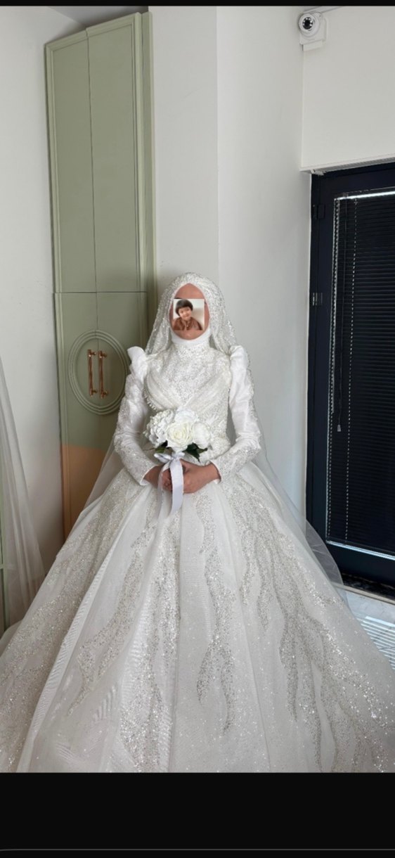 Uzun Kollu Tesettür Prenses Gelinlik - Görsel 4