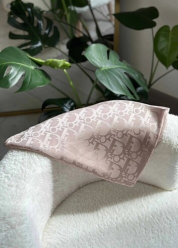  Beden çeşitli Renk Dior desen jakar şal bej 