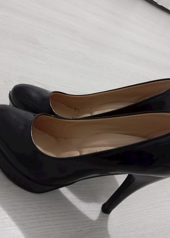 Diger Siyah Rugan Stiletto Kadın Ayakkabı