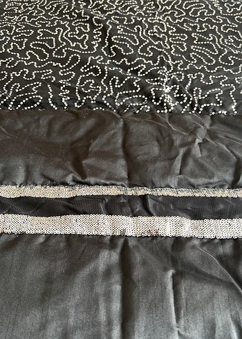 Koyu Gri Nakışlı Yatak Örtüsü - Görsel 2