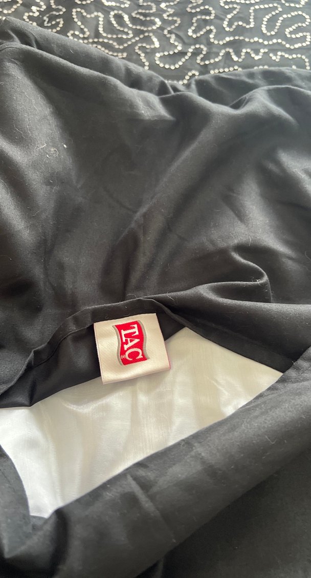 Koyu Gri Nakışlı Yatak Örtüsü - Görsel 5