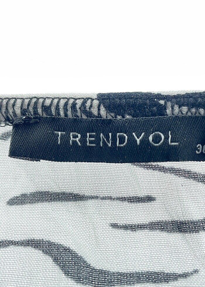 Trendyol & Milla Kısa Tulum %70 İndirimli. - Görsel 4