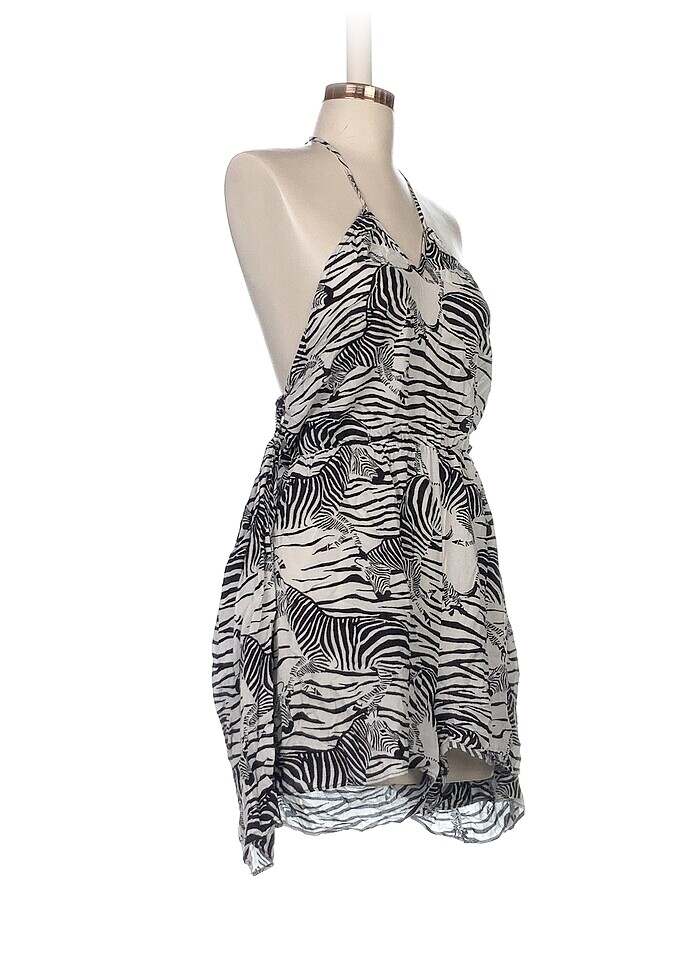 Trendyol & Milla Kısa Tulum %70 İndirimli. - Görsel 2