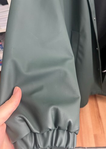 Haki Midi Boy Düğmeli Kadın Yağmurluk - Görsel 4