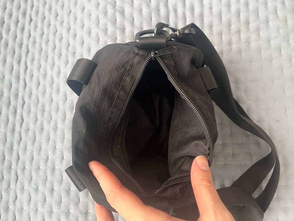 Siyah Minimalist Kadın Omuz Çantası - Görsel 4