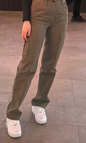 Stradivarius kargo pantolon
