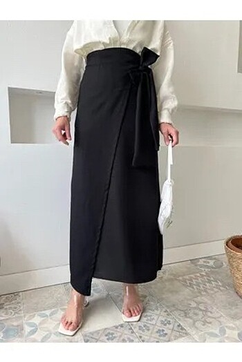 YANDAN BAĞLAMALI ETEK
