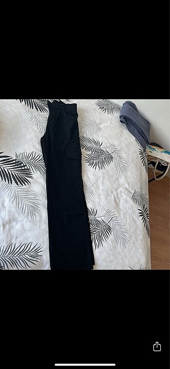 29 Beden siyah Renk Blue Turtle marka kargo pantolon