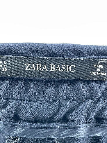 l Beden lacivert Renk Zara Kumaş Pantolon %70 İndirimli.