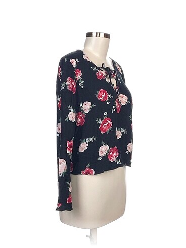 H&M H&M Bluz %70 İndirimli.
