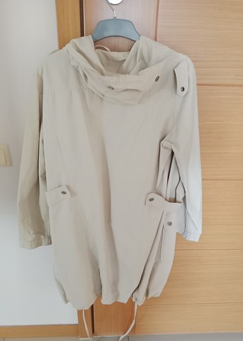 Marks & Spencer Bej Midi Hamile Ceketi Kapüşonlu Düğmeli