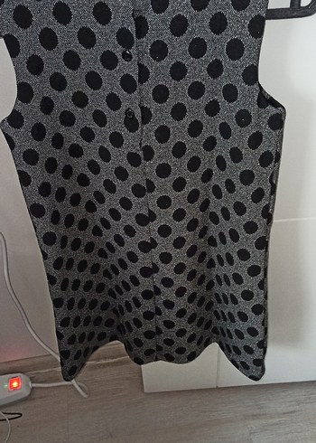 Simli kumaş üzerine puantiyeli  kız çocuğu elbisesi. - Görsel 6