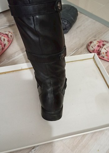 Siyah vidala deri 38 numara temiz çizme... - Görsel 4