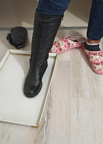 Siyah vidala deri 38 numara temiz çizme... - Görsel 7