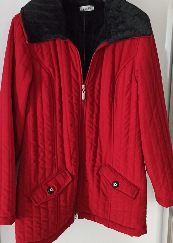 Çok az kullanılmış  zenbi marka 42 beden kırmızı renkte bayan ka - Görsel 2