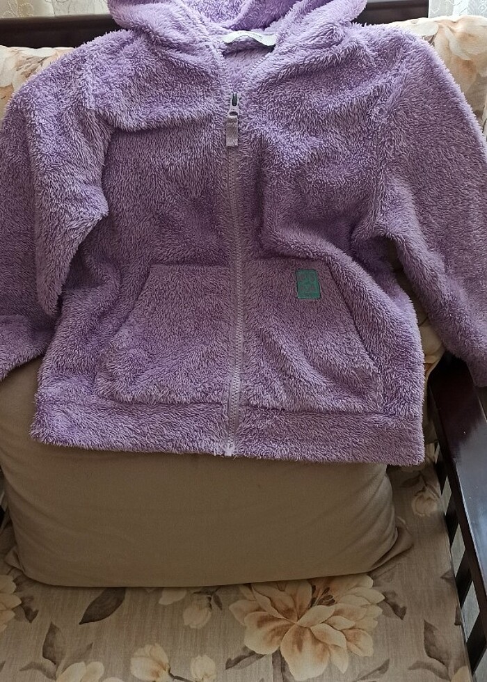 LCW marka kız çocukları için peluş mont.. - Görsel 4