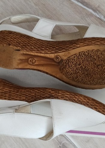 Beyaz  çapraz bantlı  yazlık deri Ayakkabı.... - Görsel 5